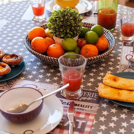 Casa Feliz In Апартаменты Лагуш
